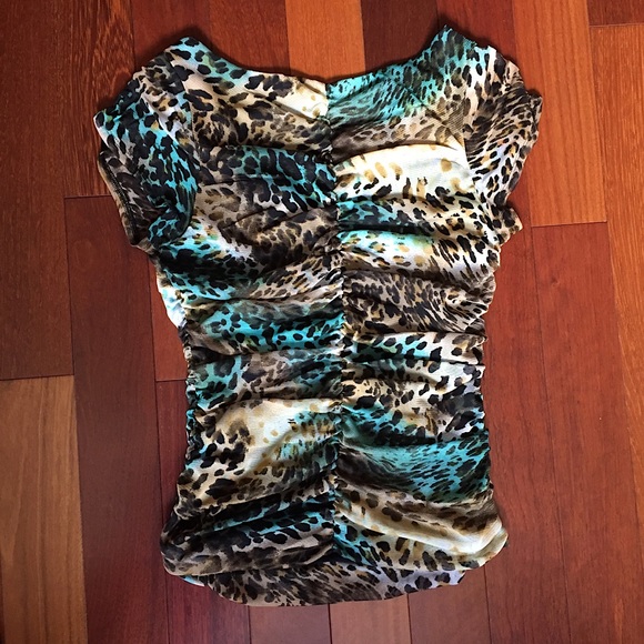 FOR CYNTHIA leopard animal print top, petite small - Picture 2 of 6